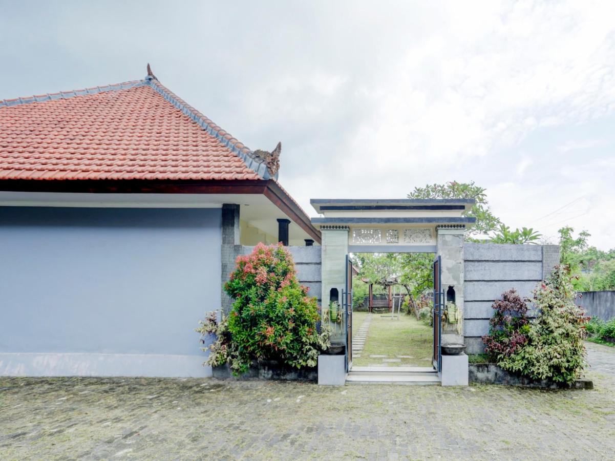 Oyo 90711 Blembong Homestay Jimbaran Exteriör bild