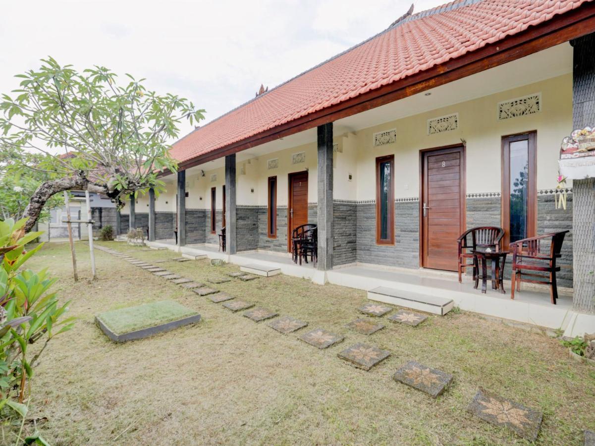 Oyo 90711 Blembong Homestay Jimbaran Exteriör bild